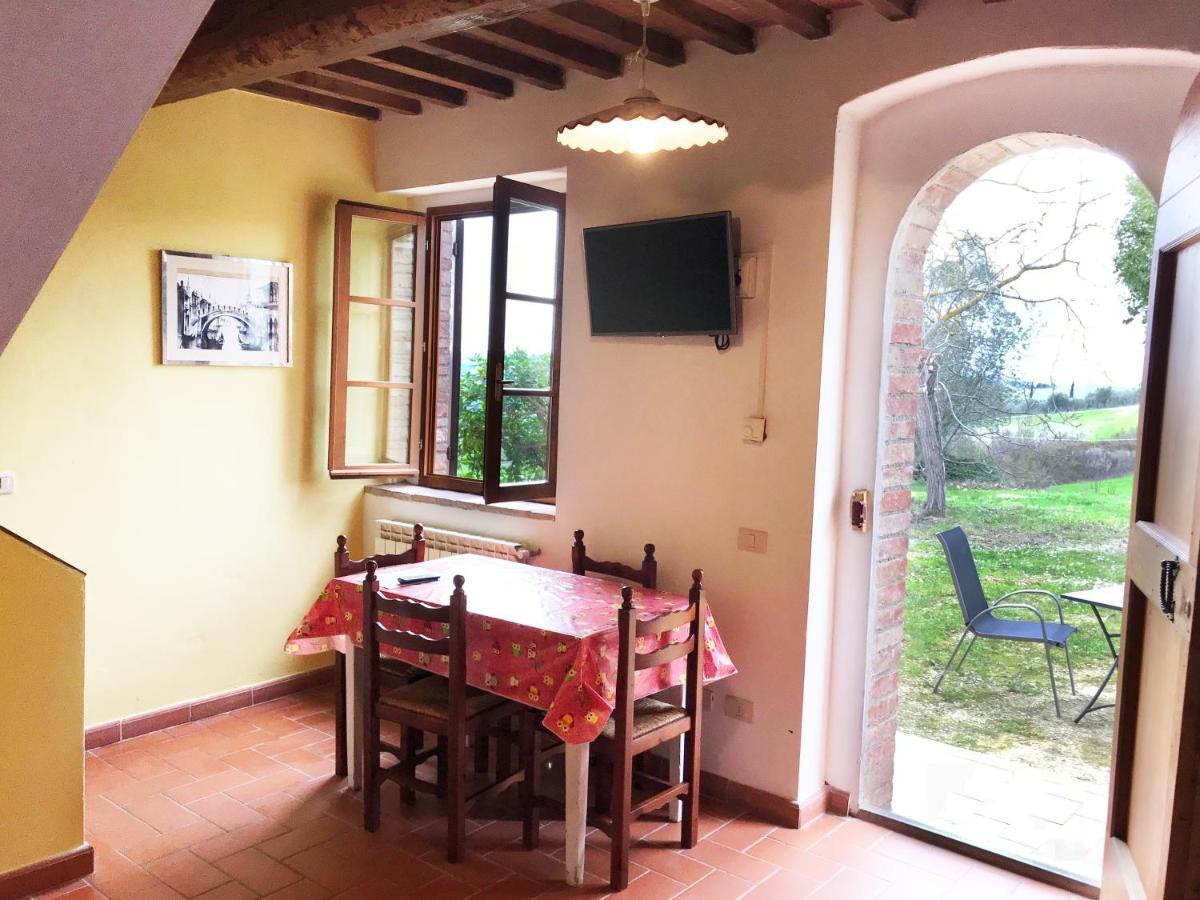 Castello Di Fezzana Apartment Montespertoli Ruang foto